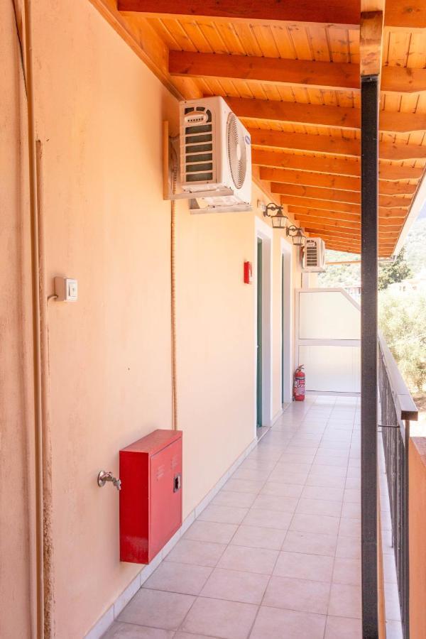 Apagio Apartments Mikros Gialos Exterior foto
